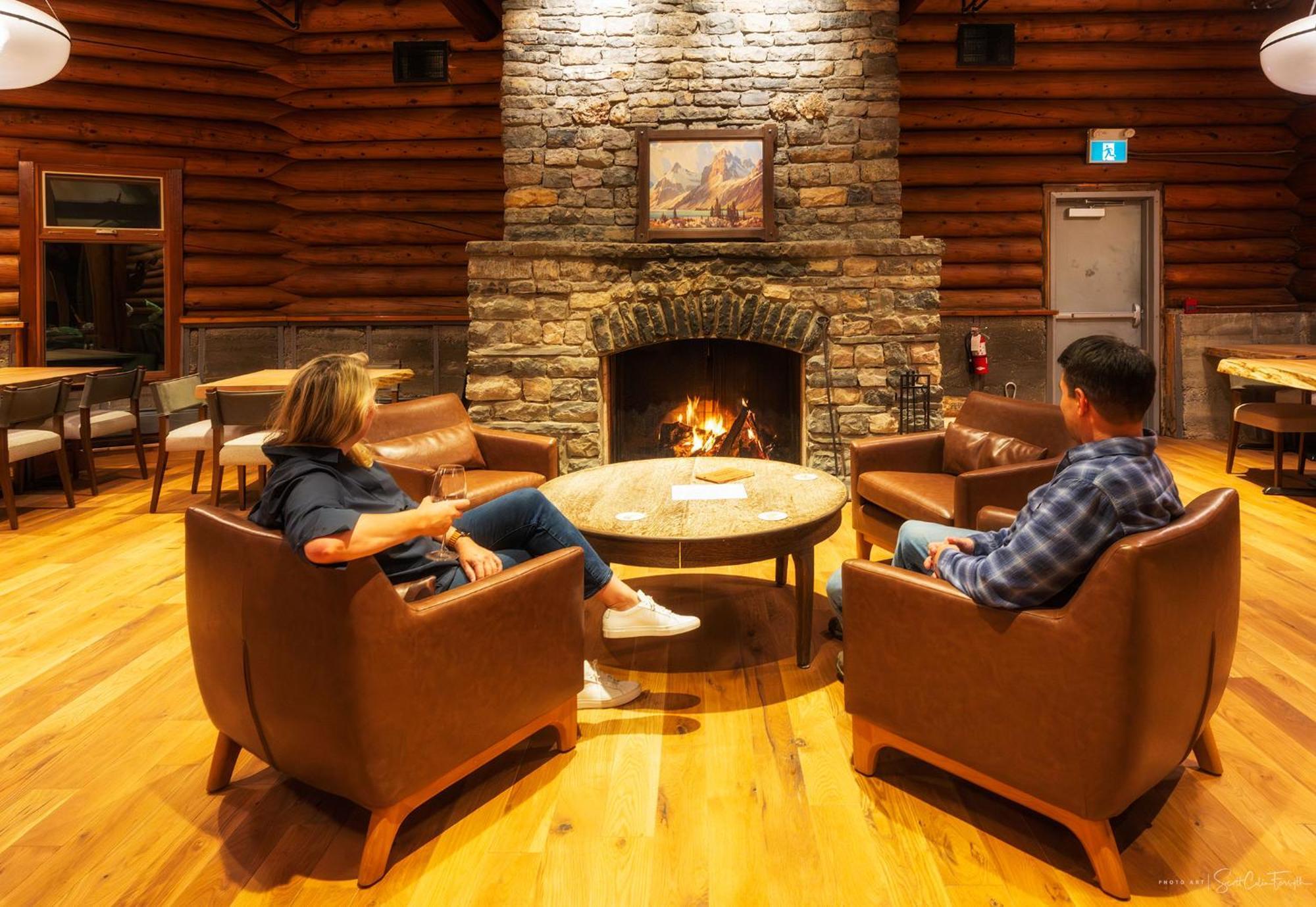 The Lodge At Bow Lake Lake Louise Exteriör bild