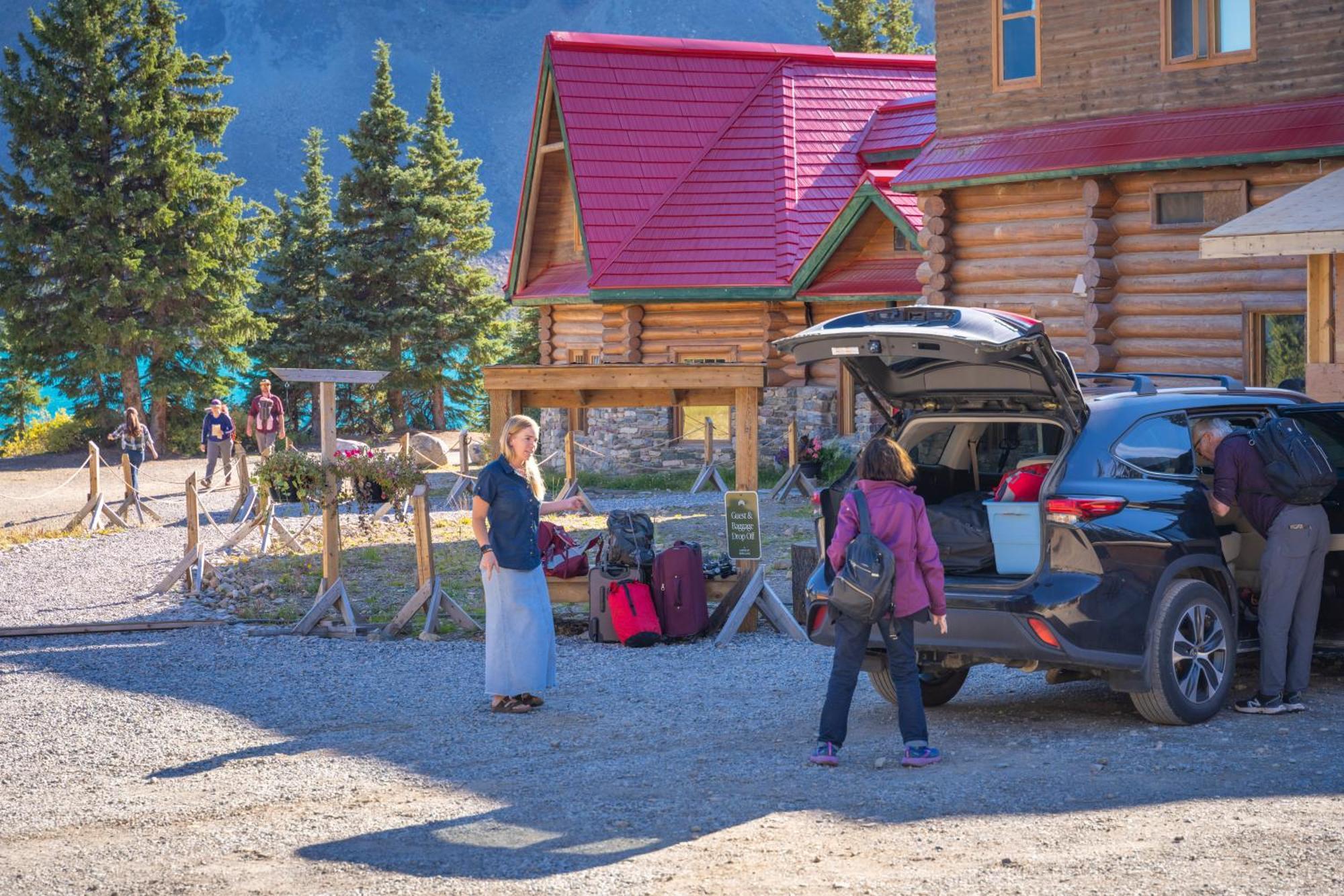 The Lodge At Bow Lake Lake Louise Exteriör bild
