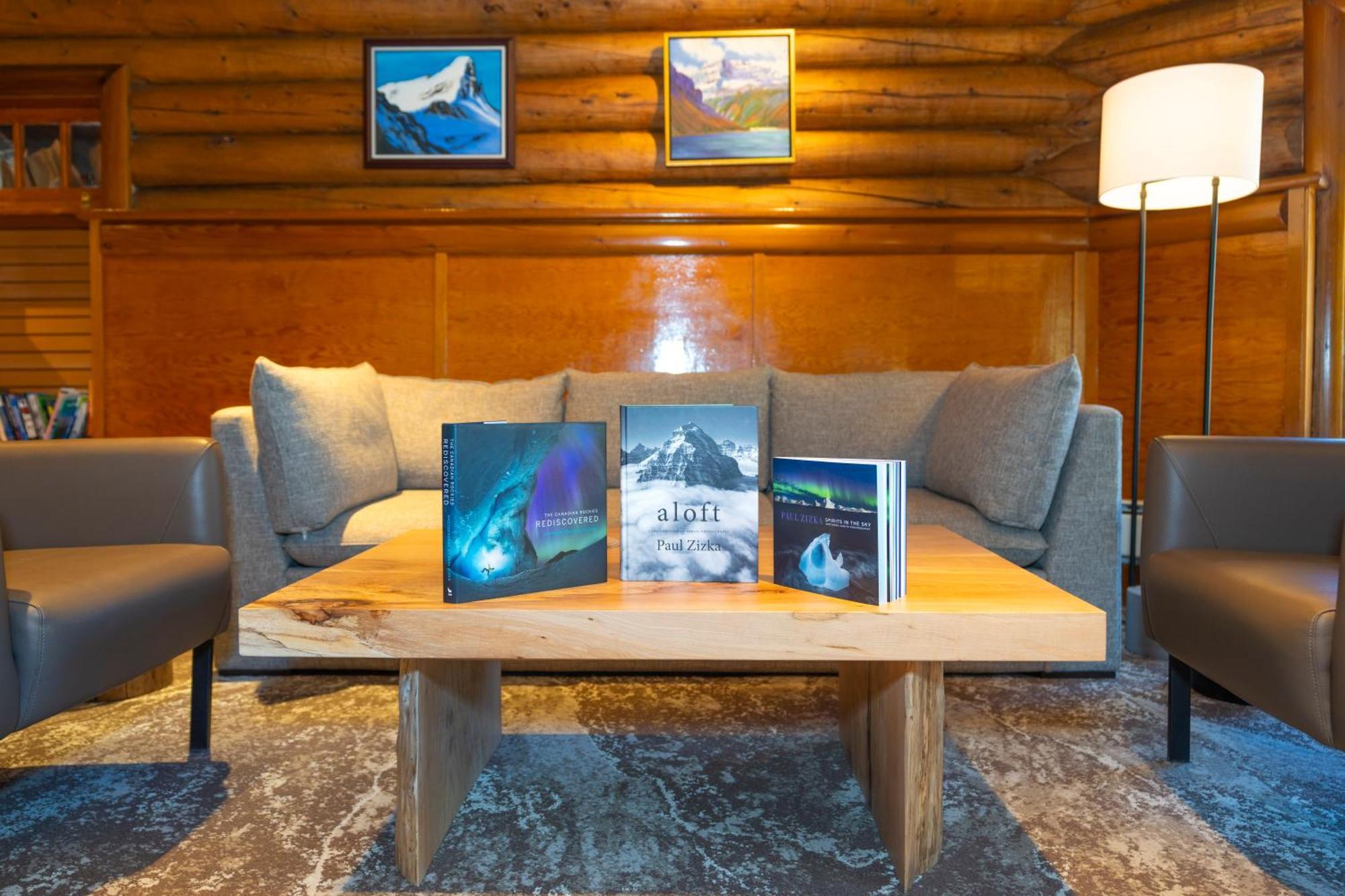 The Lodge At Bow Lake Lake Louise Exteriör bild